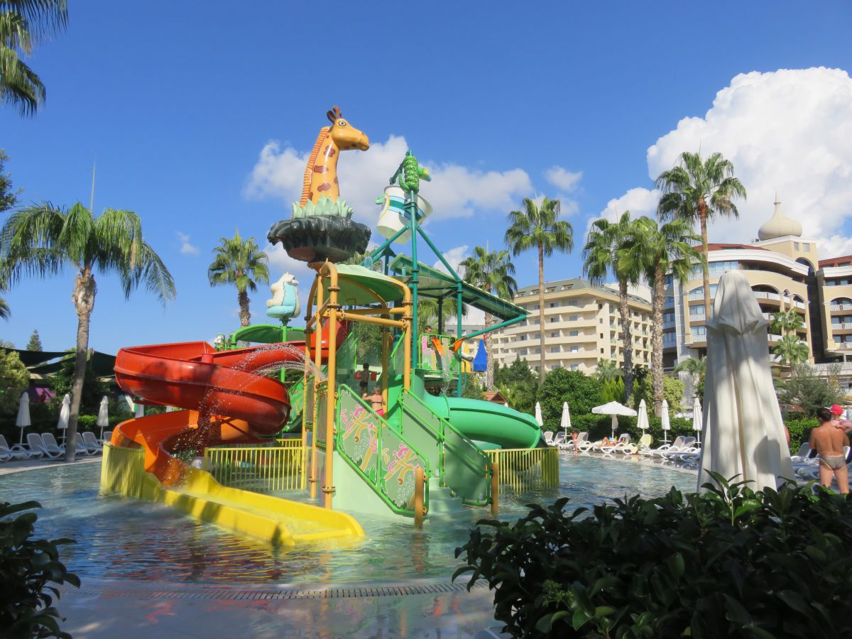 imagini hotel Kirman Leodikya Alanya